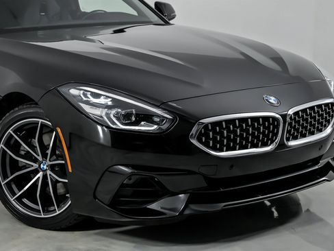 Used 2022 BMW Z4 sDrive30i image 3
