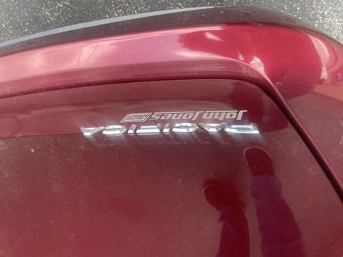 Used 2018 Chrysler Pacifica Touring-L image 6