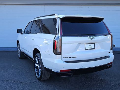 Certified 2023 Cadillac Escalade Sport w/ LPO, ONYX Package image 3