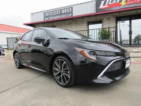 Used 2022 Toyota Corolla XSE FWD image 6
