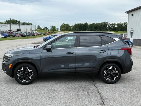 Certified 2024 Kia Seltos EX AWD/4WD image 4
