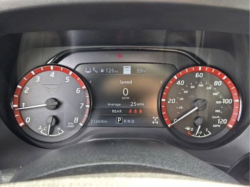 Used 2024 Nissan Titan PRO-4X w/ Pro-4x Convenience Package AWD/4WD image 15