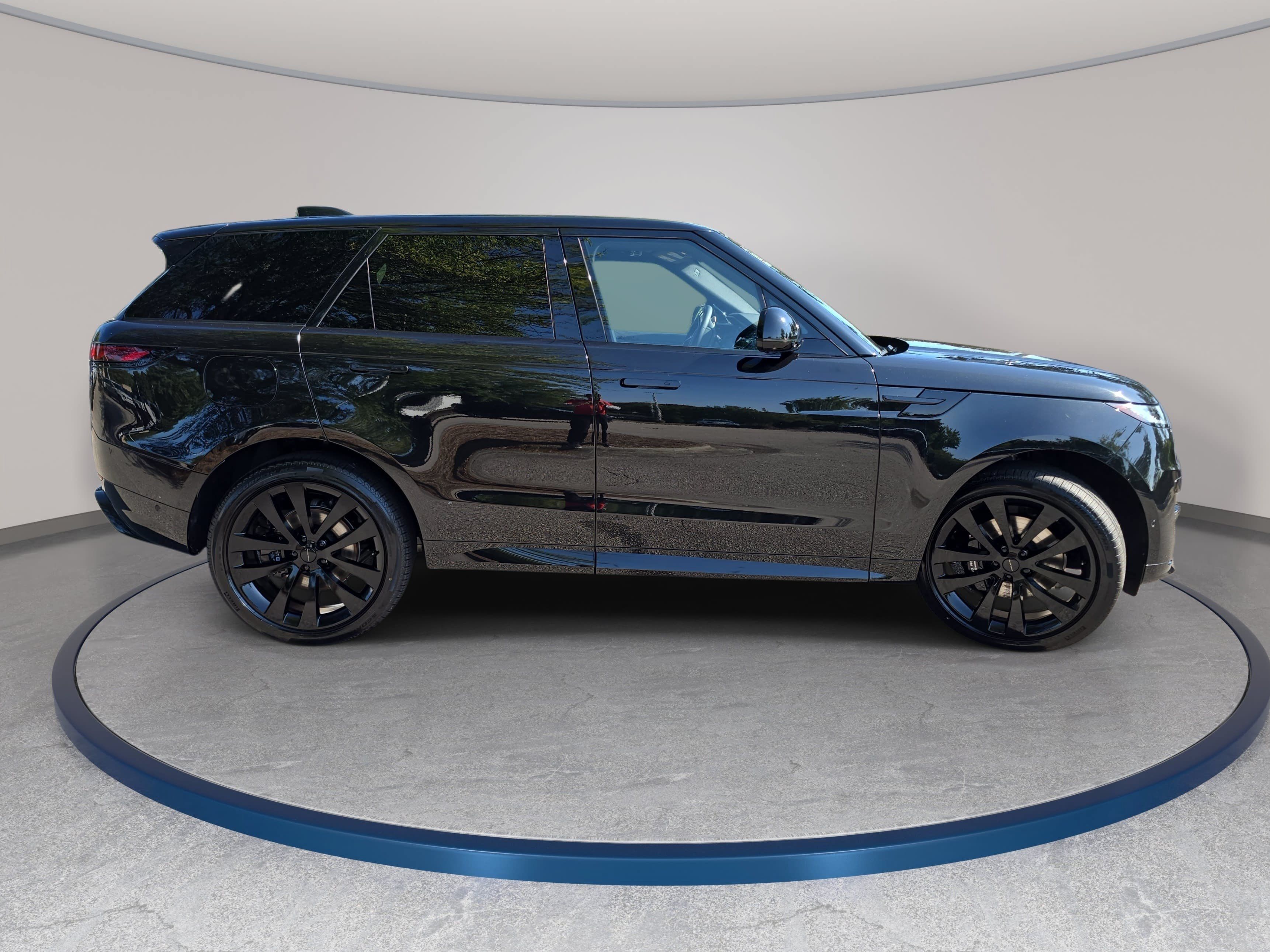 New 2027 Land Rover Range Rover Sport Dynamic SE AWD/4WD image 4