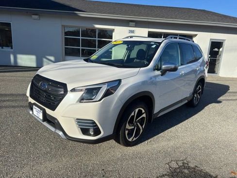 Used 2022 Subaru Forester Touring image 7