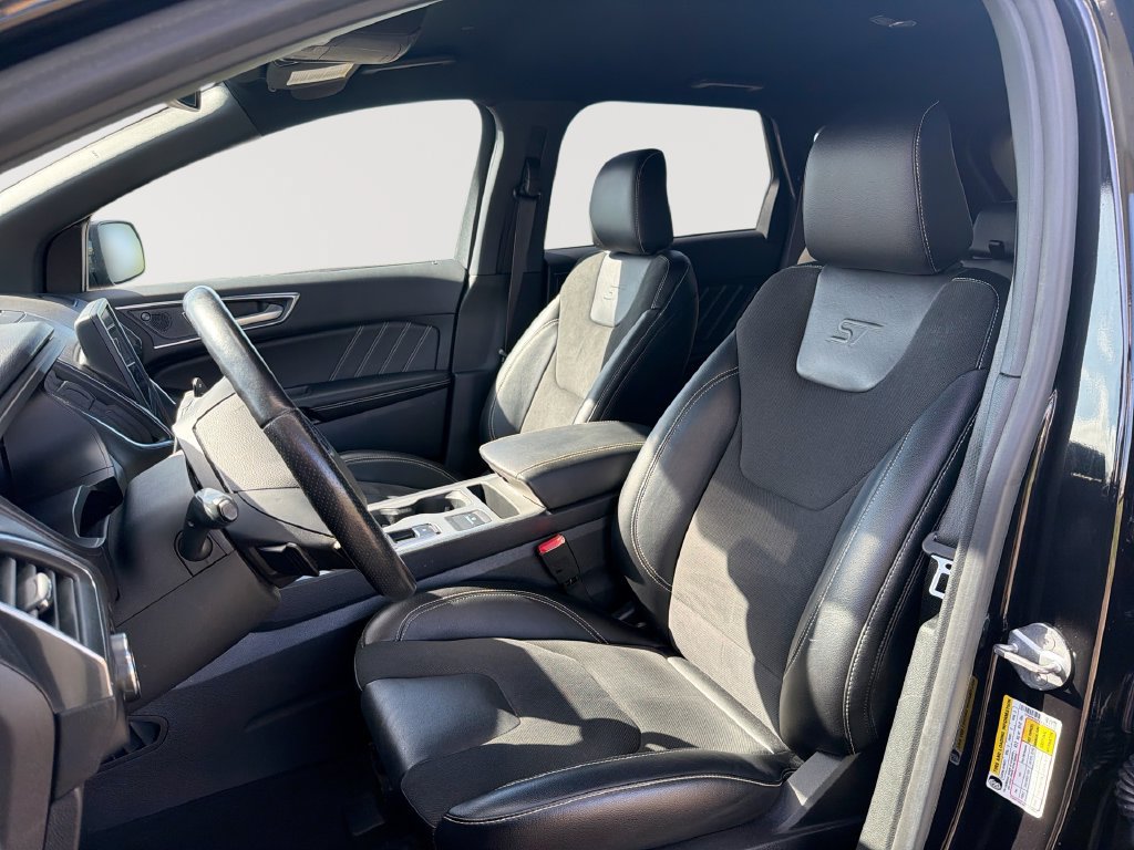 Used 2023 Ford Edge ST AWD/4WD image 13