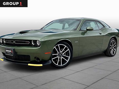 Used 2023 Dodge Challenger R/T image 1