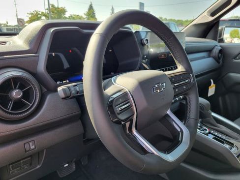 New 2026 Chevrolet Colorado Trail Boss AWD/4WD image 10