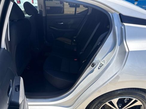 Used 2022 Nissan Sentra SV FWD image 21