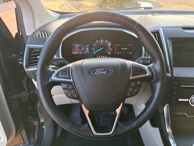 Used 2019 Ford Edge Titanium w/ Equipment Group 301A FWD image 15