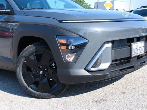 Used 2026 Hyundai Kona SEL Sport image 2