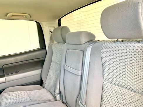 Used 2012 Toyota Tundra 4x4 CrewMax w/ Tow Pkg image 15