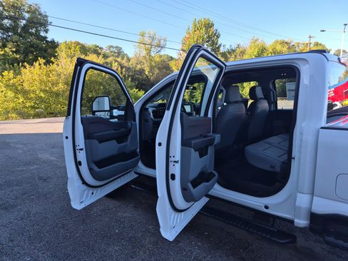 New 2026 Ford F250 XL image 16