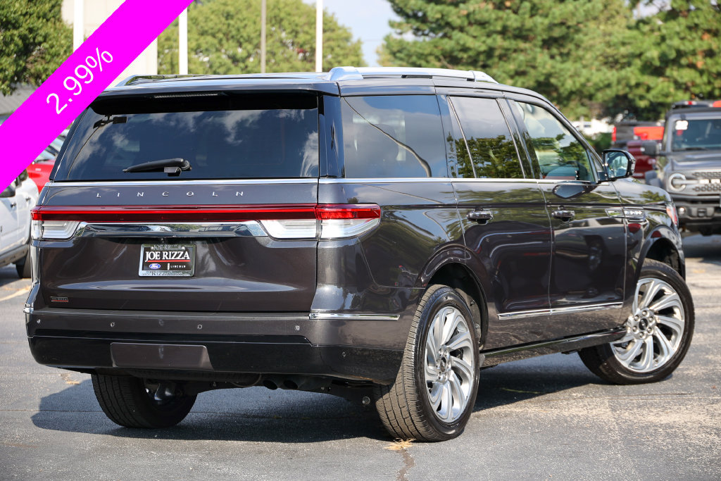 Certified 2024 Lincoln Navigator Reserve AWD/4WD image 36