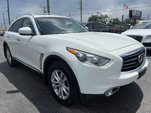 Used 2014 INFINITI QX70 AWD w/ Premium Package image 4