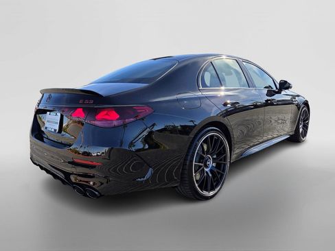 New 2026 Mercedes-Benz E 53 AMG e 4MATIC Sedan image 4