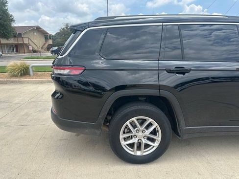 Used 2023 Jeep Grand Cherokee L Laredo RWD image 6