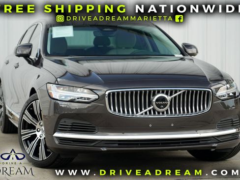 Used 2024 Volvo S90 T8 Ultimate image 2