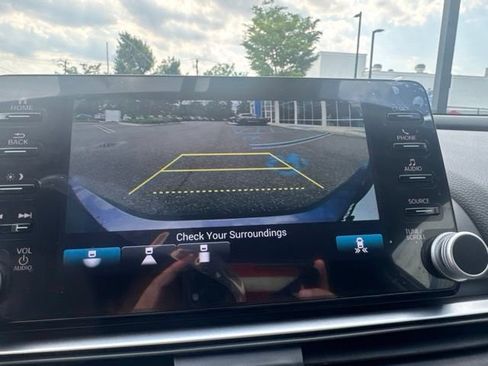 Used 2020 Honda Accord EX image 17