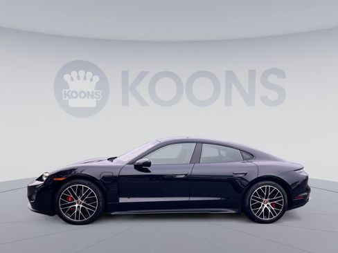 Used 2022 Porsche Taycan 4S image 2