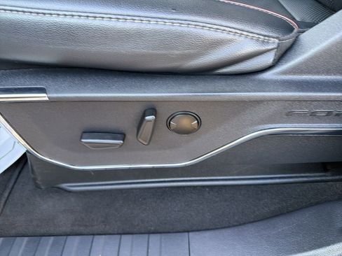 Used 2024 Ford F250 Lariat image 17
