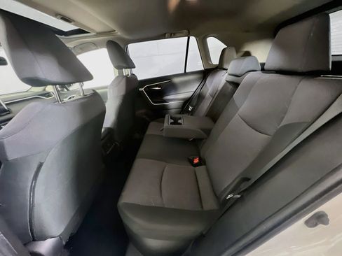Used 2019 Toyota RAV4 XLE w/ Convenience Package image 23