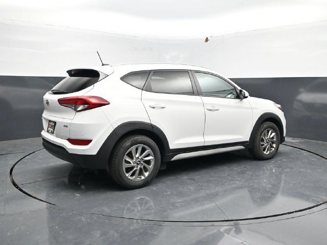 Used 2017 Hyundai Tucson SE w/ SE Popular Package 02 AWD/4WD image 9