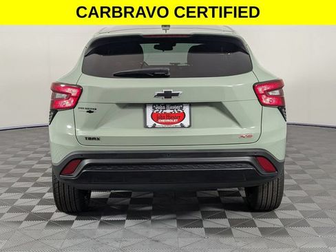 Certified 2024 Chevrolet Trax RS w/ Driver Confidence Package FWD image 6
