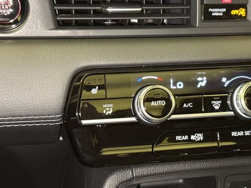 New 2026 Honda Pilot Touring image 28