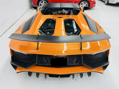 Used 2017 Lamborghini Aventador LP 750-4 Superveloce image 7