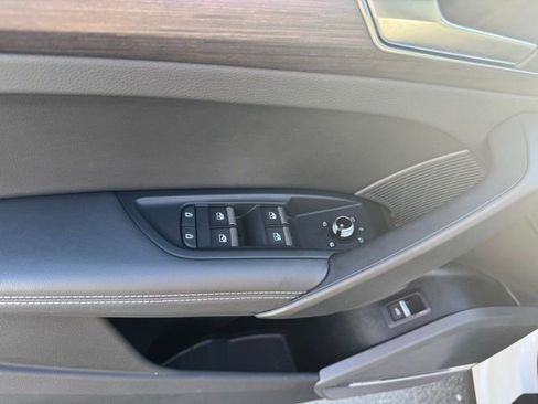 Certified 2023 Audi Q5 2.0T Premium Plus w/ Premium Plus Package image 13