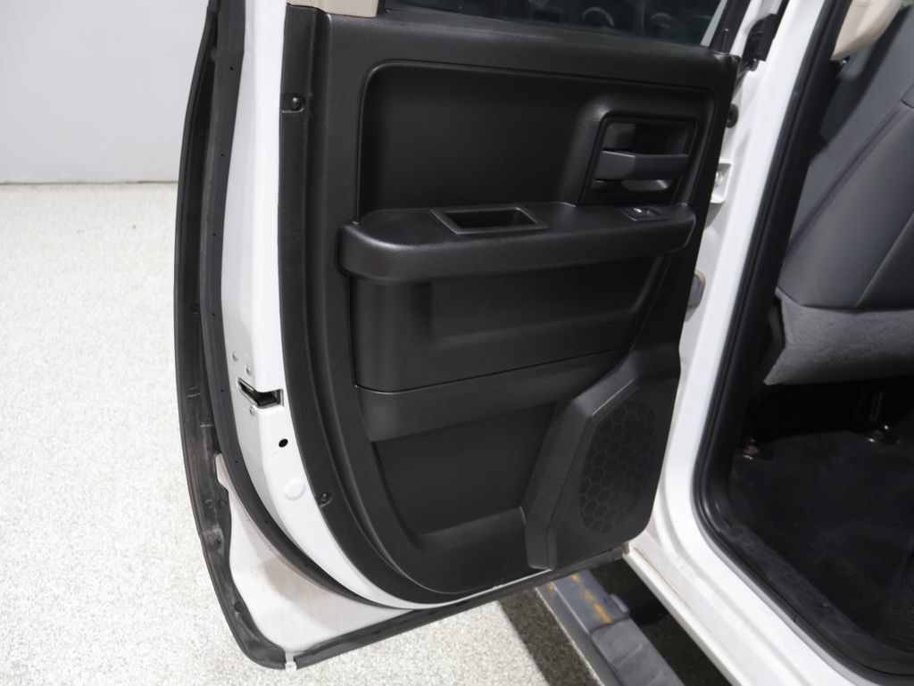 Used 2019 RAM 1500 Express AWD/4WD image 20