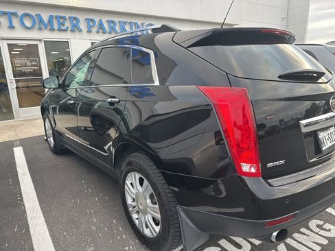 Used 2016 Cadillac SRX Luxury w/ Driver Awareness Package image 6