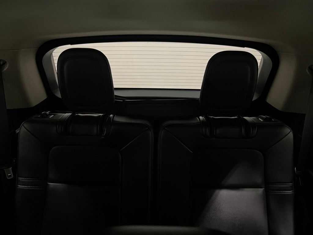 Used 2023 Lincoln Aviator AWD image 34