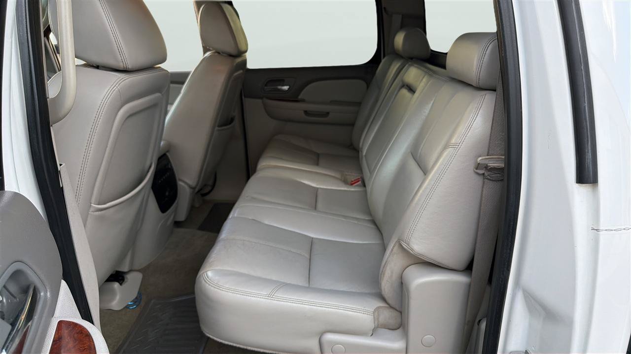 Used 2008 Chevrolet Silverado 2500 4x4 Crew Cab image 18