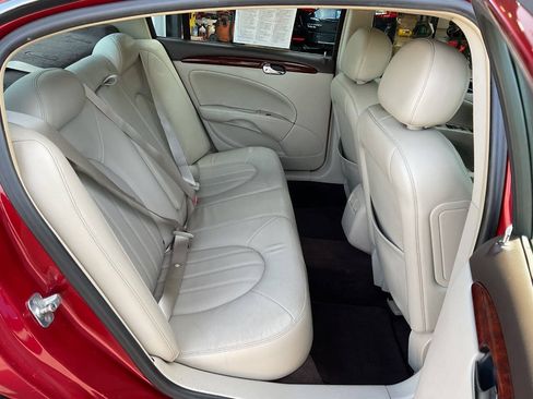 Used 2008 Buick Lucerne CXL w/ Driver Confidence Package FWD image 32