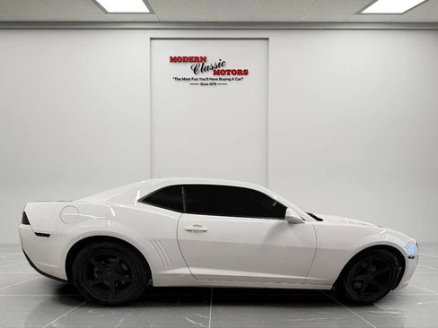 Used 2015 Chevrolet Camaro LS RWD image 8