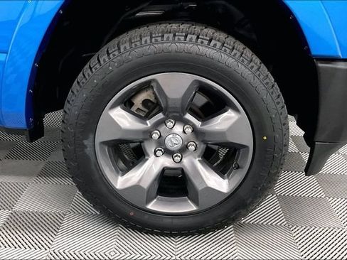 Used 2023 RAM 1500 Big Horn AWD/4WD image 10