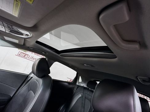 Certified 2021 Hyundai Kona Ultimate FWD image 12