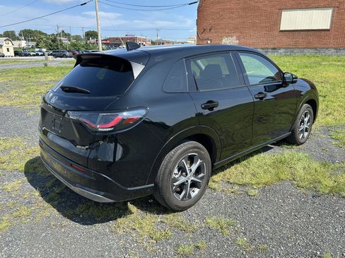 Used 2024 Honda HR-V EX-L image 8
