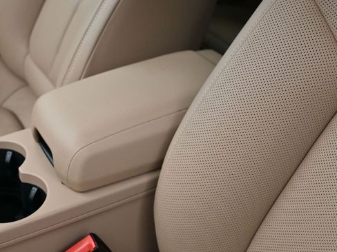 Used 2026 Porsche Macan image 21