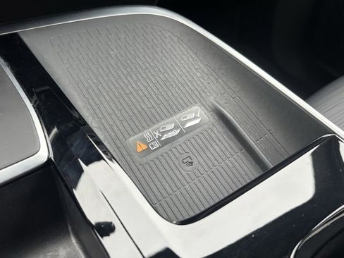 Used 2025 Buick Enclave Sport Touring w/ Power Package image 35