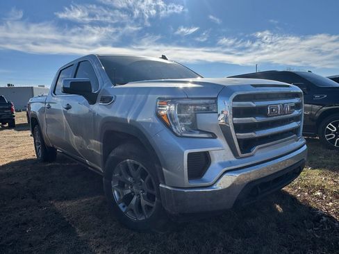 Used 2021 GMC Sierra 1500 SLE image 3