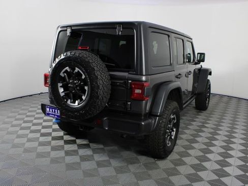 Used 2025 Jeep Wrangler Unlimited Rubicon 4xe w/ Convenience Group AWD/4WD image 23