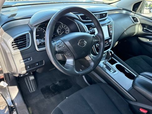 Used 2021 Nissan Murano SV image 16