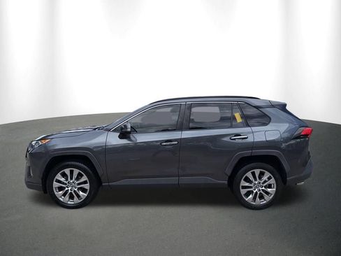 Used 2019 Toyota RAV4 Limited w/ Advanced Technology Package FWD image 12