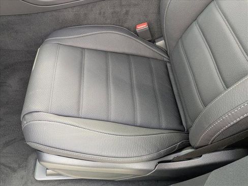 New 2026 Mercedes-Benz GLS 580 4MATIC image 4