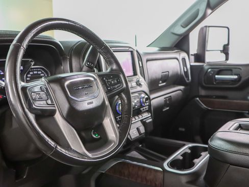 Used 2022 GMC Sierra 2500 Denali w/ Denali Ultimate Package image 27