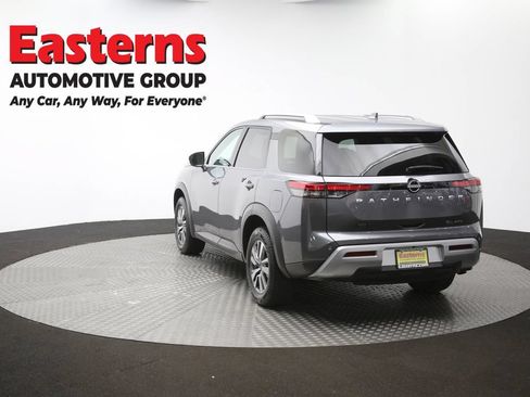 Used 2022 Nissan Pathfinder SL AWD/4WD image 66