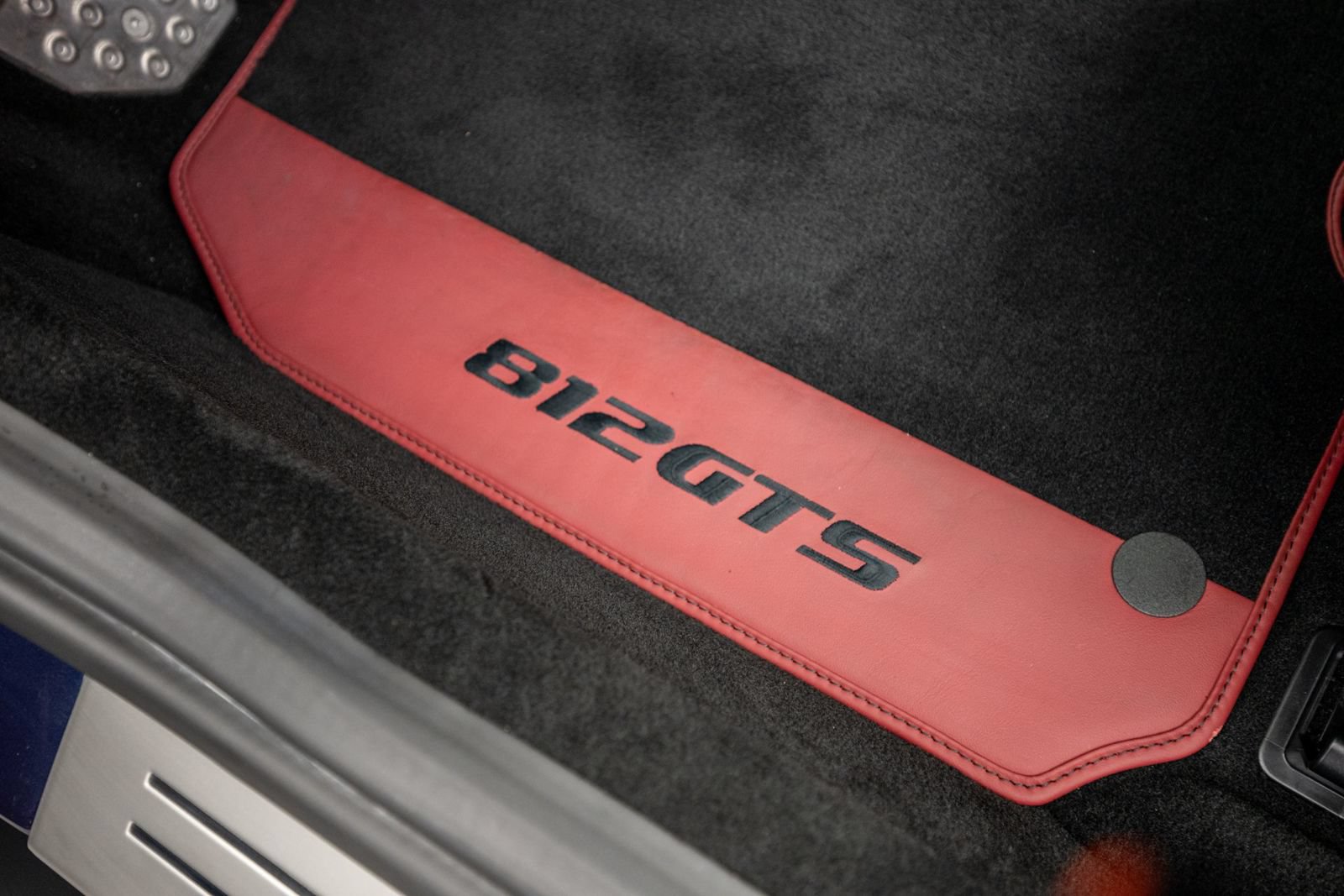 Used 2021 Ferrari 812 GTS RWD image 41