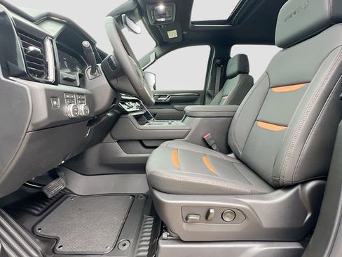 New 2026 GMC Sierra 2500 AT4 w/ AT4 Premium Plus Package AWD/4WD image 15